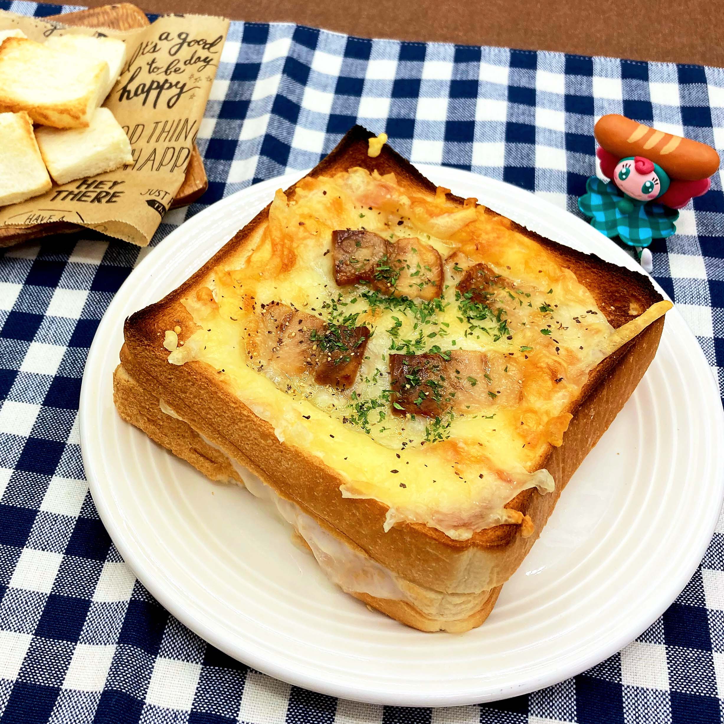 朝食に♪叉焼グラタントースト♪